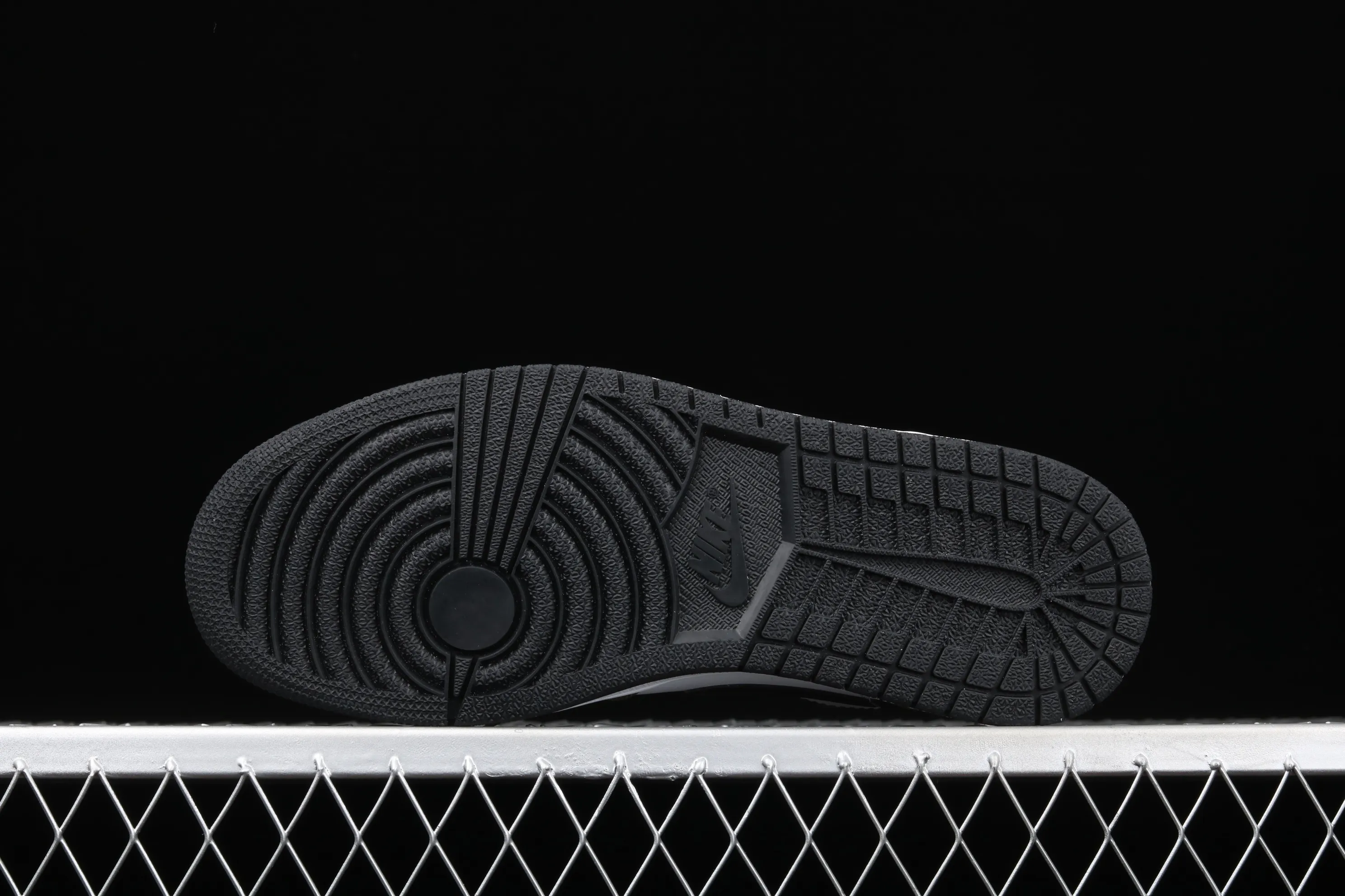All categories Air Jordan Jordan series basketball shoes Air Jordan 1 Mid G version pure original Air Jordan 1 Mid AJ1 Joe 1 liquid gold DC1419-700